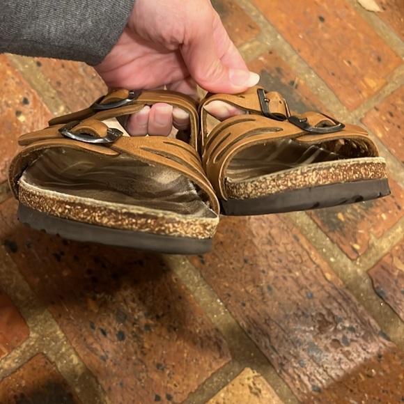 Birkenstock 🎉host pick🎉 Granada sandals
size 37 / US 6-6.5 - Picture 5 of 10